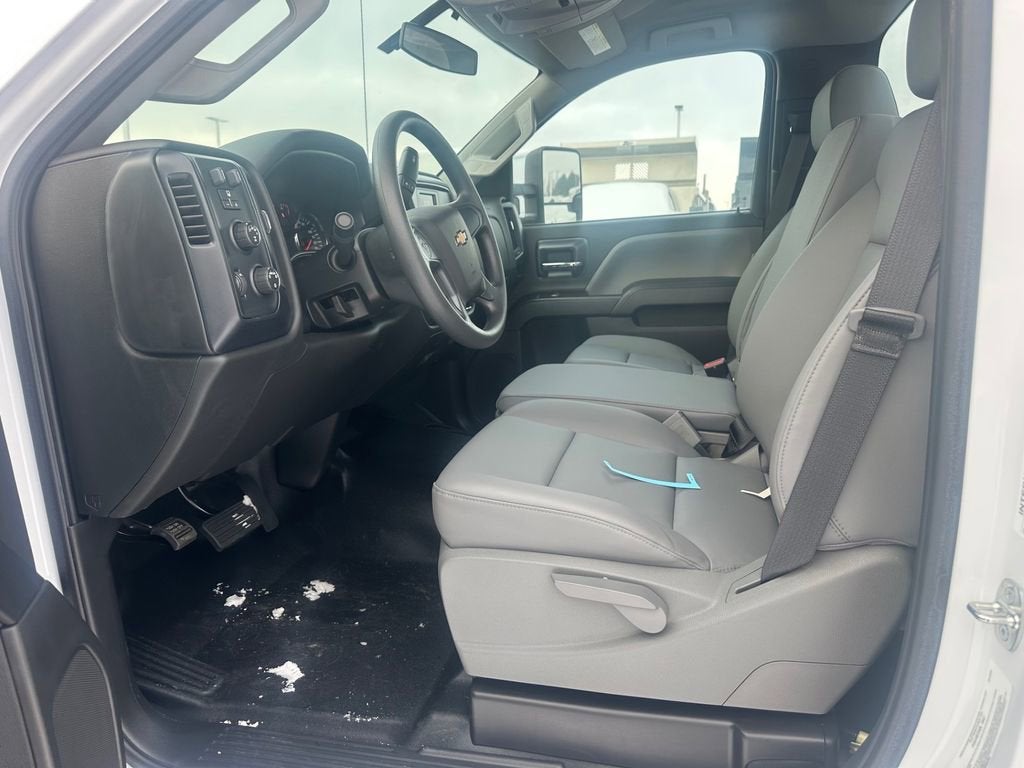 2024 Chevrolet Silverado 6500 HD Work Truck