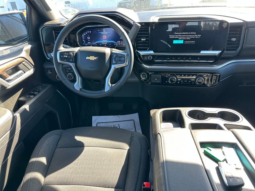 2025 Chevrolet Silverado 1500 LT