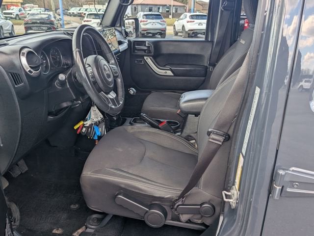 2017 Jeep Wrangler Unlimited Sahara