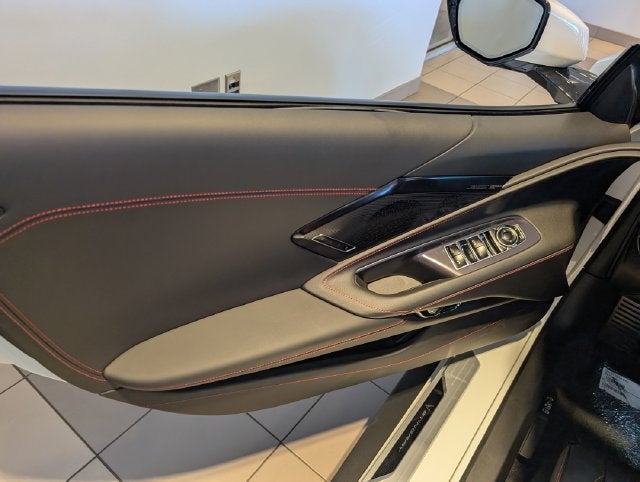 2027 Chevrolet Corvette Stingray 2LT