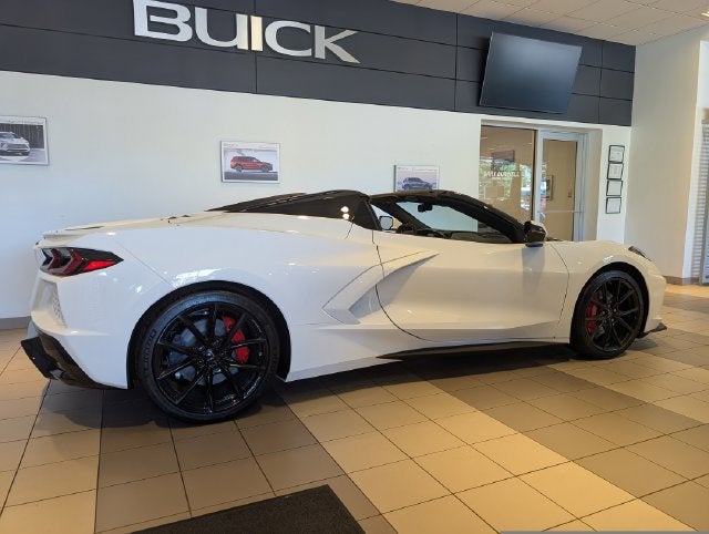2027 Chevrolet Corvette Stingray 2LT