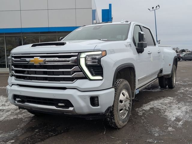2026 Chevrolet Silverado 3500 HD High Country DRW