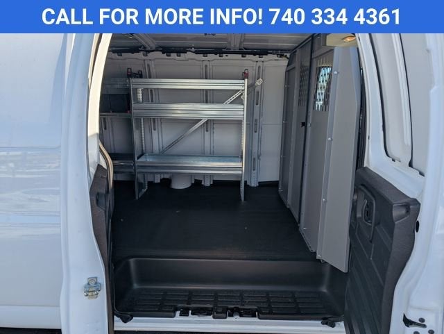 2025 Chevrolet Express Cargo 3500 WT