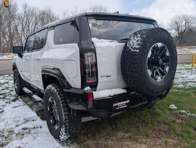 2024 GMC HUMMER EV SUV 2X