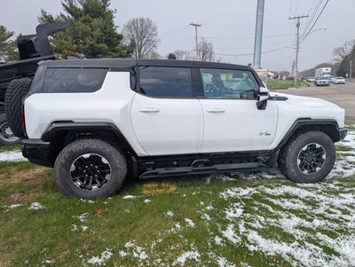 2024 GMC HUMMER EV SUV 2X