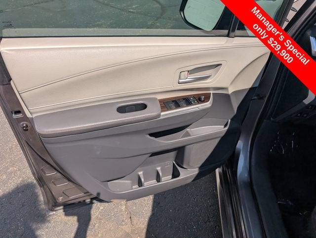 2021 Toyota Sienna XLE