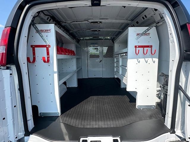 2025 GMC Savana Cargo 2500 Work Van